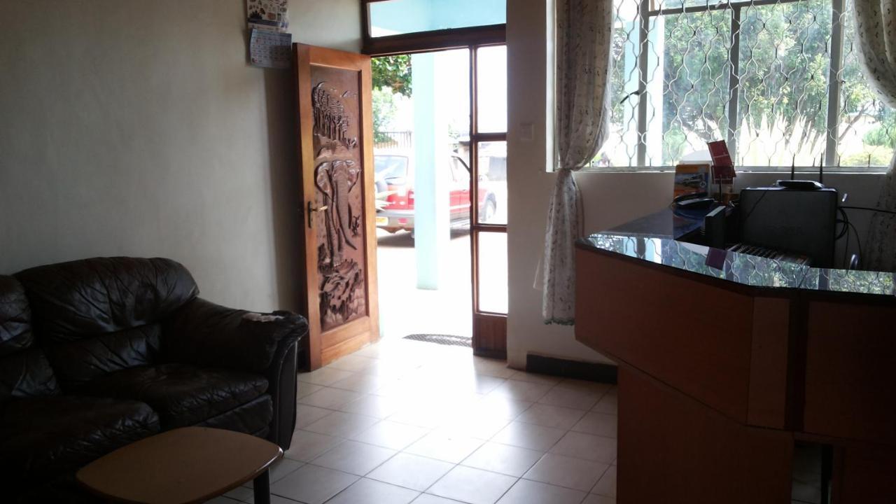 Global Village Hotel Pakwach Dış mekan fotoğraf