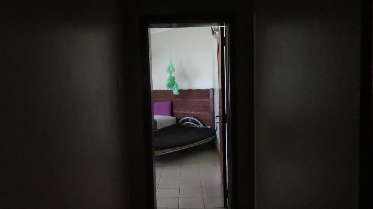 Global Village Hotel Pakwach Dış mekan fotoğraf