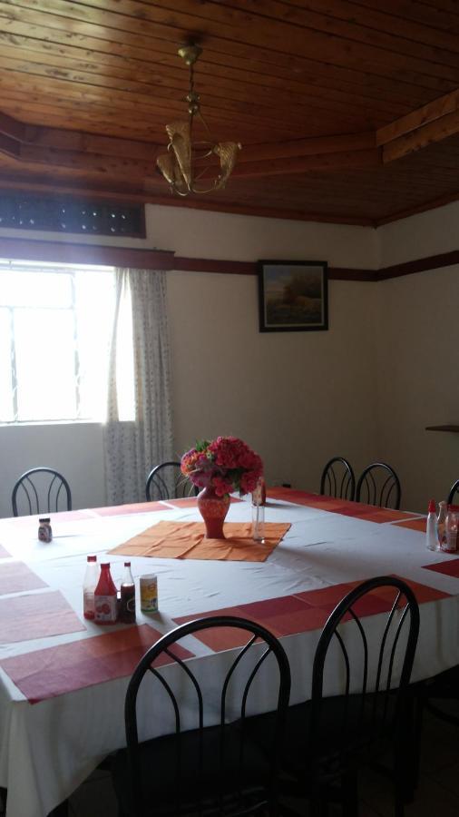 Global Village Hotel Pakwach Dış mekan fotoğraf