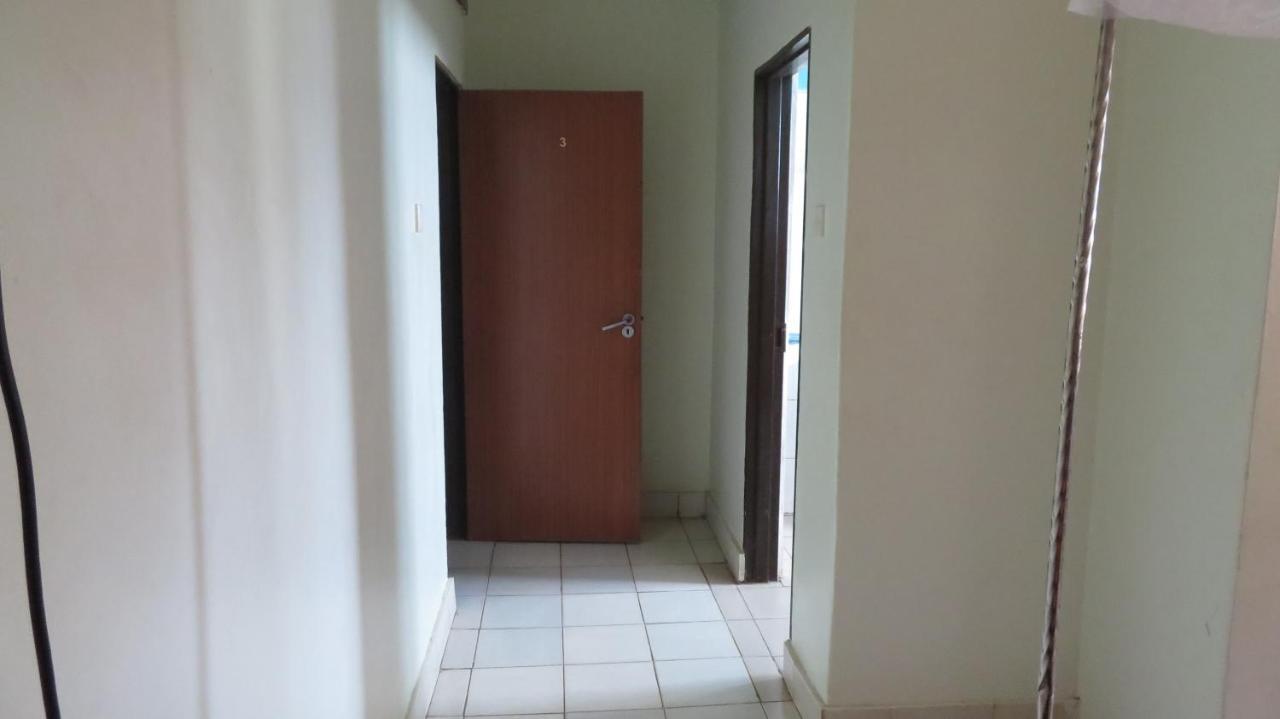 Global Village Hotel Pakwach Dış mekan fotoğraf