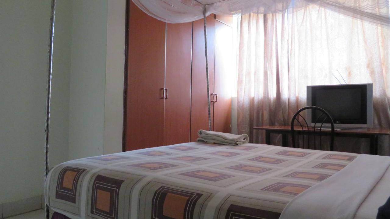 Global Village Hotel Pakwach Dış mekan fotoğraf